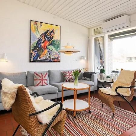 Lvii Holiday home *